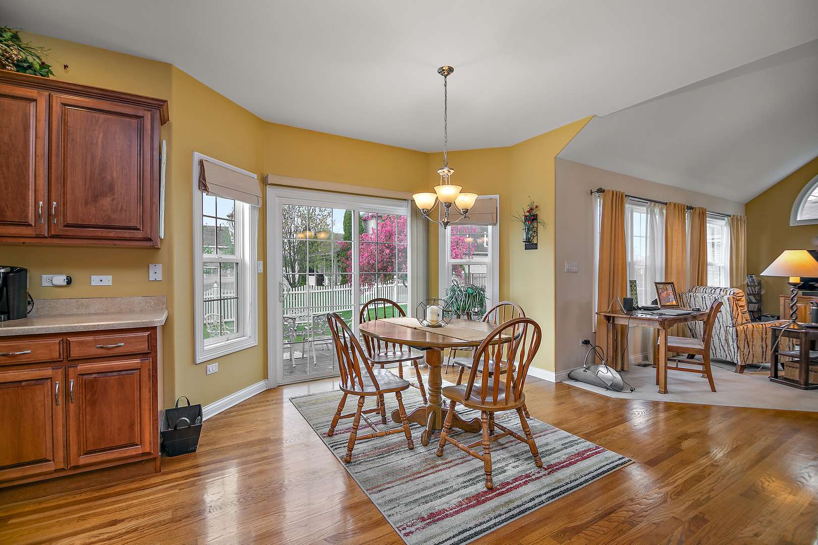 Beecher, IL 60401,318 Maple Street