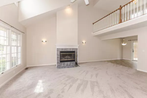 Normal, IL 61761,1917 1/2 Deer Cove CC Court