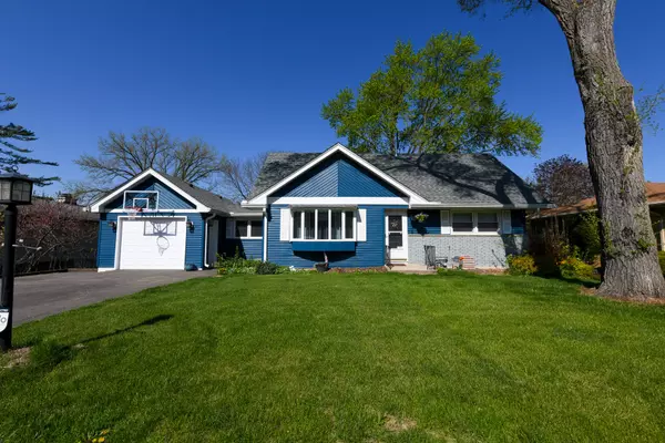 Antioch, IL 60002,41066 N 3rd Street