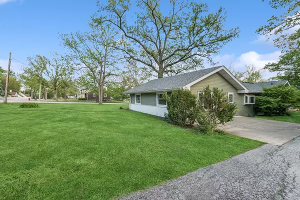 New Lenox, IL 60451,715 Root Street
