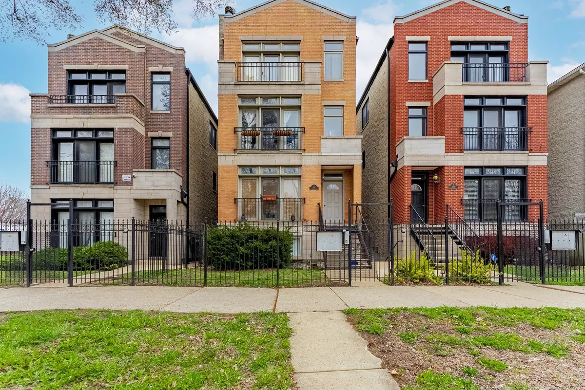 Chicago, IL 60624,1107 S INDEPENDENCE Boulevard #1