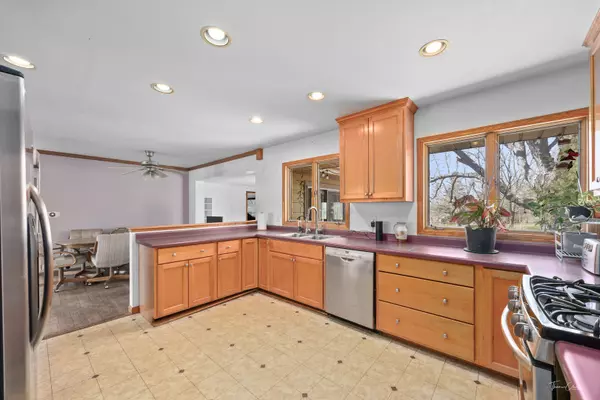 Inverness, IL 60067,70 Ela Road