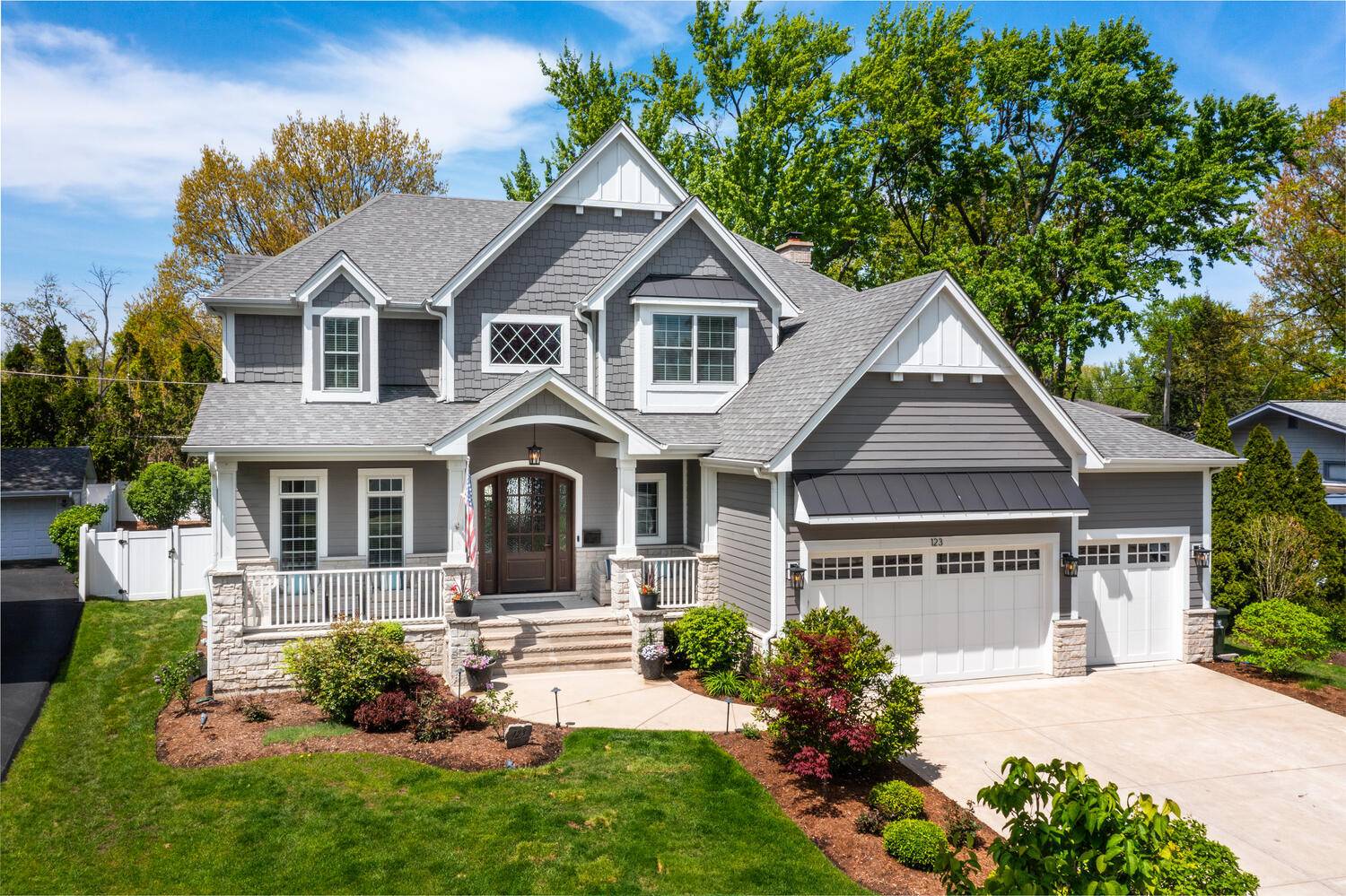 123 Fernwood Drive,  Naperville,  IL 60540