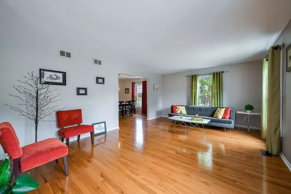 Naperville, IL 60563,1528 Apache Drive
