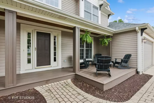 Sugar Grove, IL 60554,384 Edgewater Court