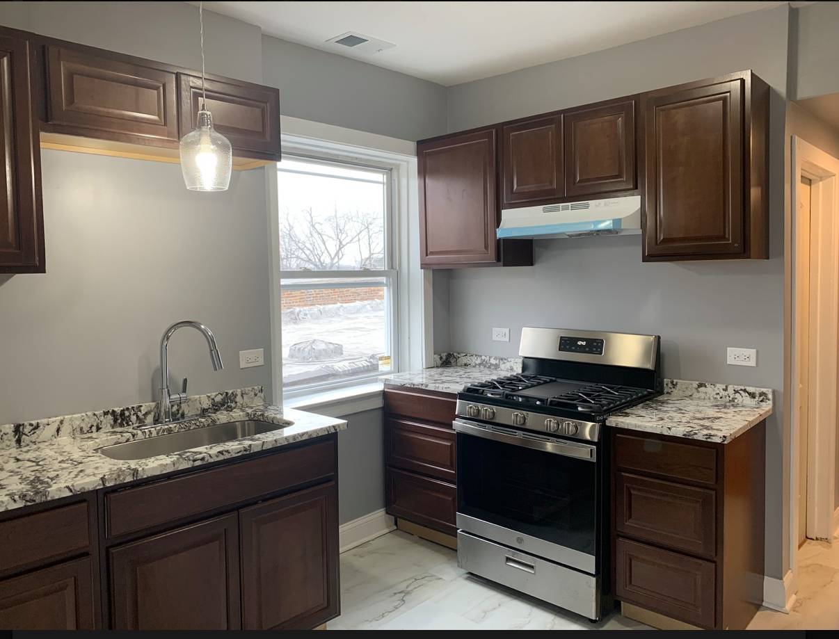 Chicago, IL 60636,1907 W Garfield Boulevard #3