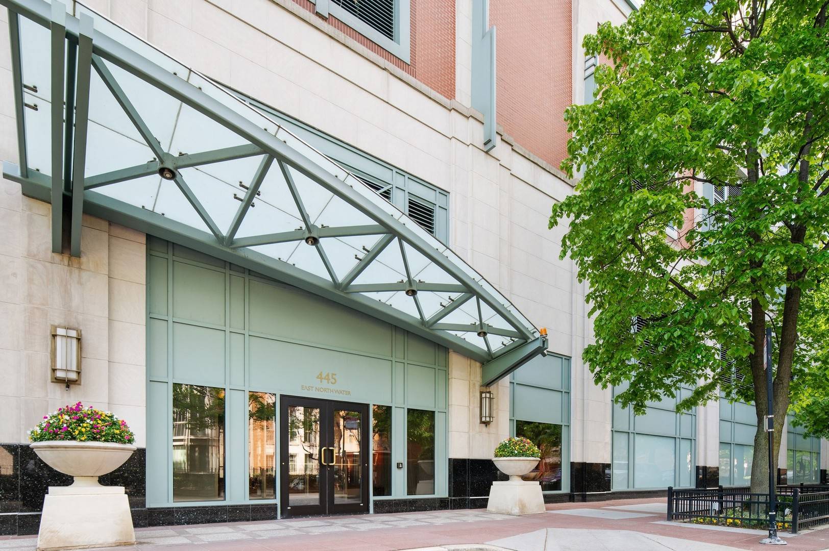 Chicago, IL 60610,445 E NORTH WATER Street #2105