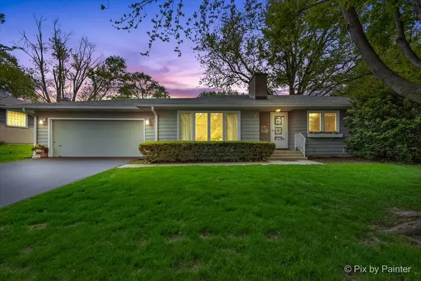 Algonquin, IL 60102,425 summit Street