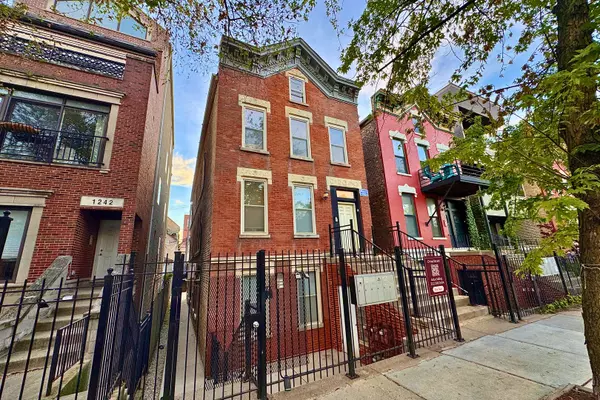 1244 N Cleaver Street, Chicago, IL 60642