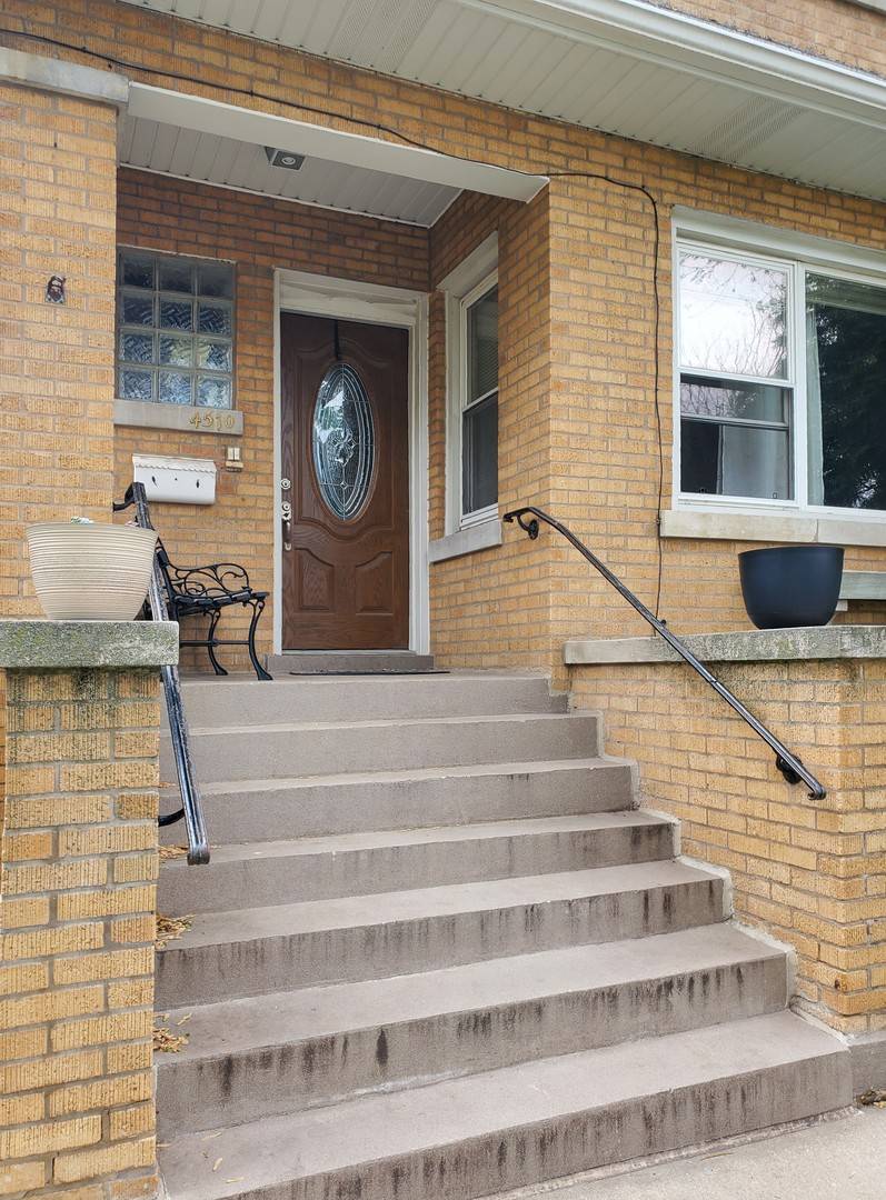 Chicago, IL 60630,4510 N Menard Avenue