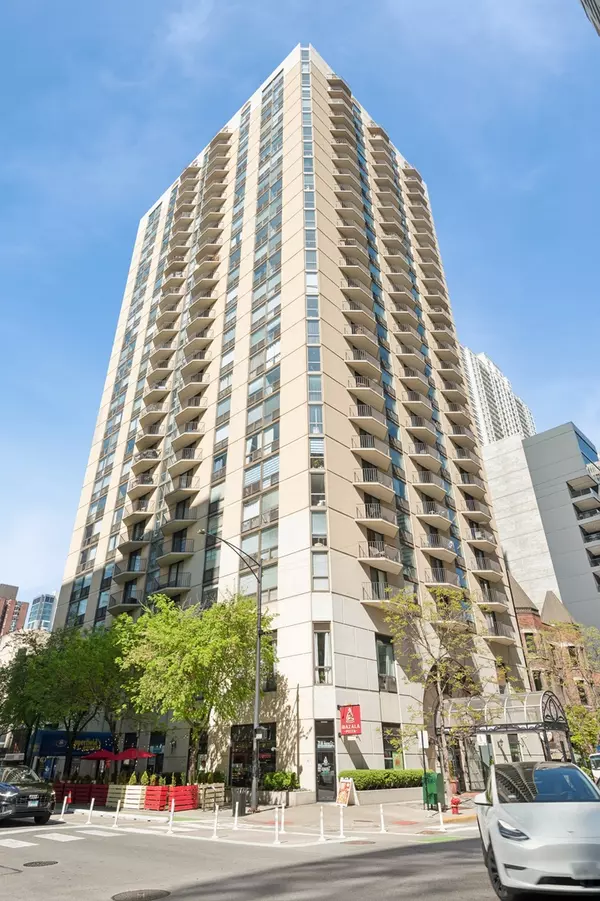 70 W Huron Street #708, Chicago, IL 60654
