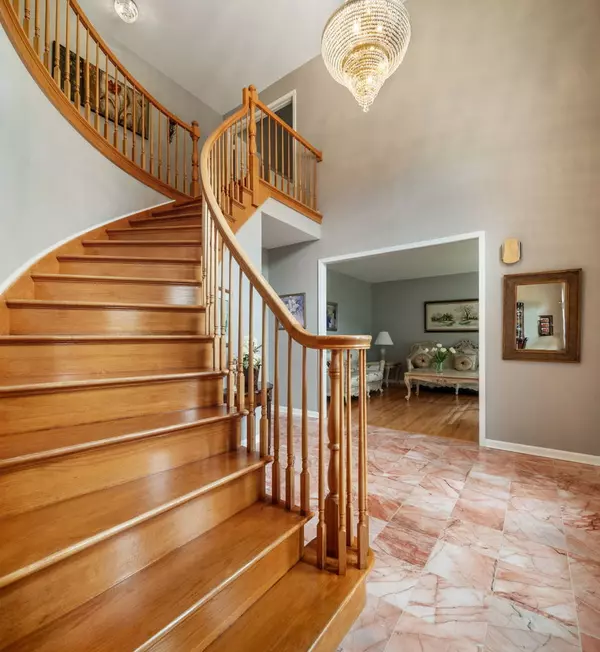 Bartlett, IL 60103,420 Ford Lane