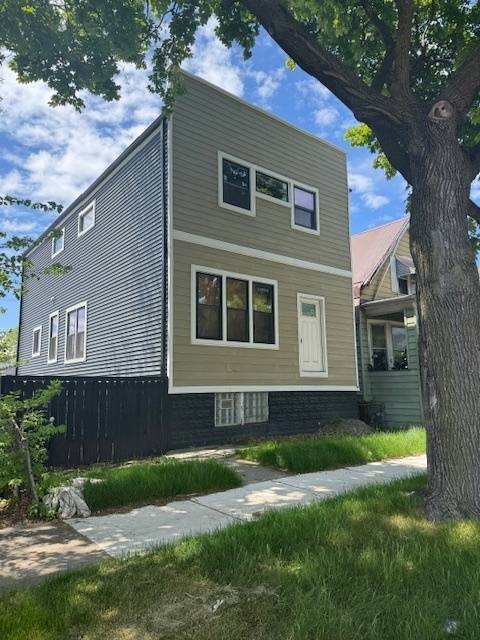 7846 S St Lawrence Avenue, Chicago, IL 60619