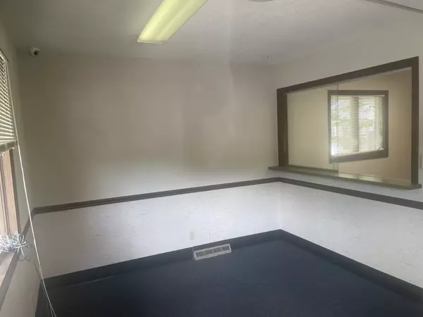 East Peoria, IL 61611,235 Meadow Avenue