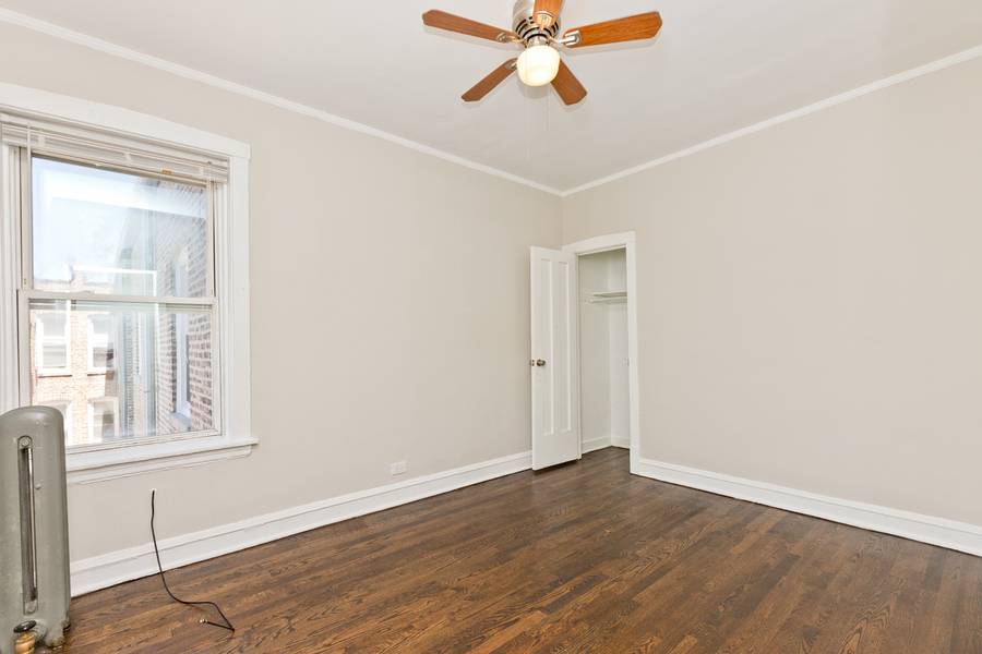 Chicago, IL 60625,4748 N Troy Street #1