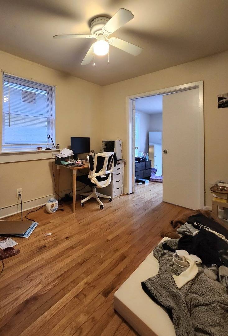 Evanston, IL 60201,1014 Garnett Place #2