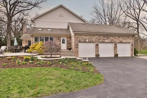 Deer Park, IL 60010,20090 Sunshine Lane