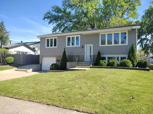 Hickory Hills, IL 60457,8907 W 91st Place