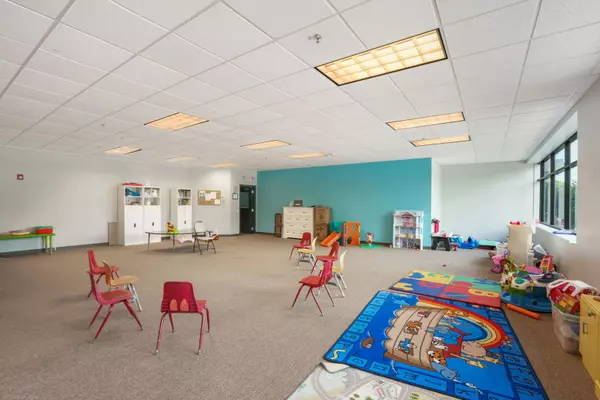 Romeoville, IL 60446,1251 Windham Parkway #300