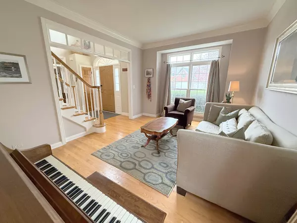 St. Charles, IL 60175,40W095 Carl Sandburg Road