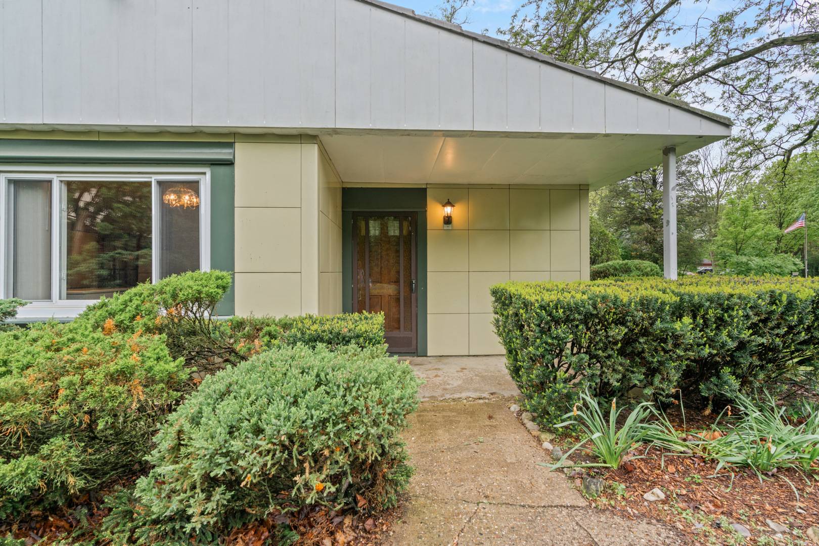 Lincolnshire, IL 60069,5 Stonegate Circle