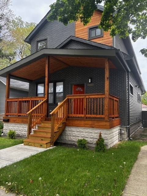 8811 S Euclid Avenue, Chicago, IL 60617