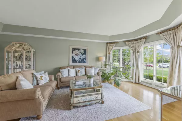 Lemont, IL 60439,13187 Briar Patch Lane