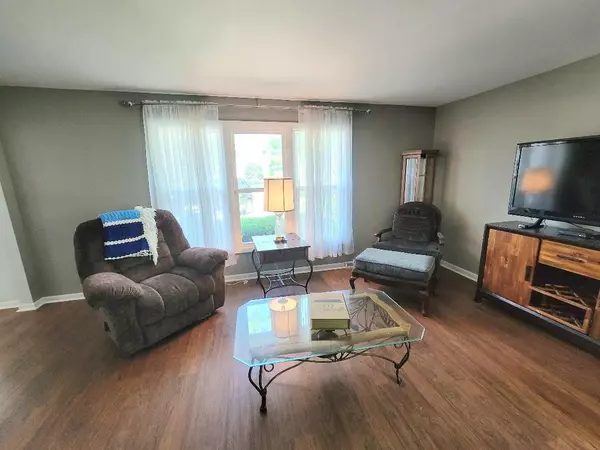 North Aurora, IL 60542,Address not disclosed