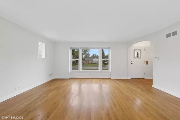 La Grange Park, IL 60526,1441 Kemman Avenue