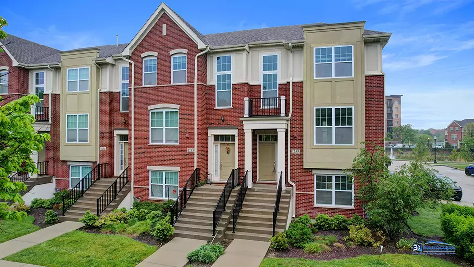Vernon Hills, IL 60061,1255 Danforth Court