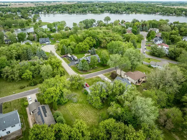 Poplar Grove, IL 61065,209 SW Redman Way