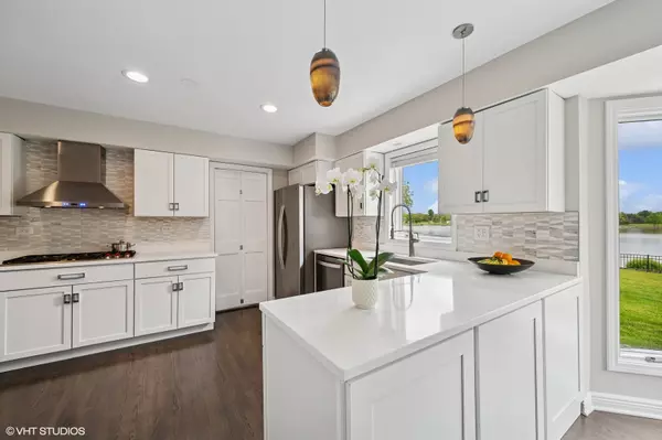 Northbrook, IL 60062,4141 Rutgers Lane