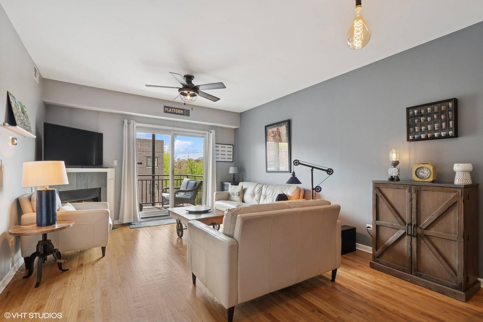 Chicago, IL 60610,437 W North Avenue #404