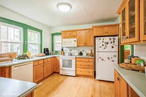 Park Ridge, IL 60068,108 Belleplaine Avenue