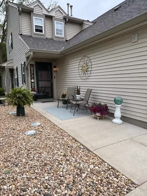 Antioch, IL 60002,39766 N Tee Side Court #39766