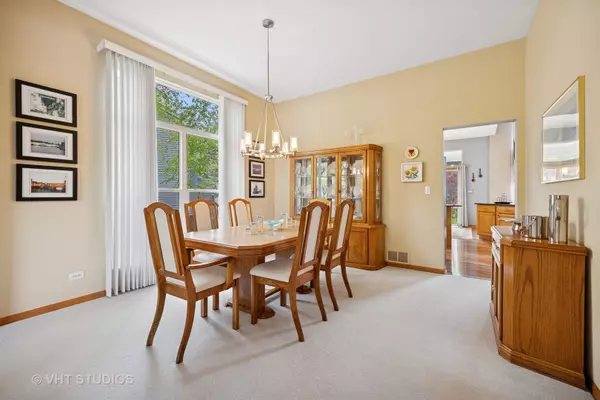 Algonquin, IL 60102,2223 Barrett Drive