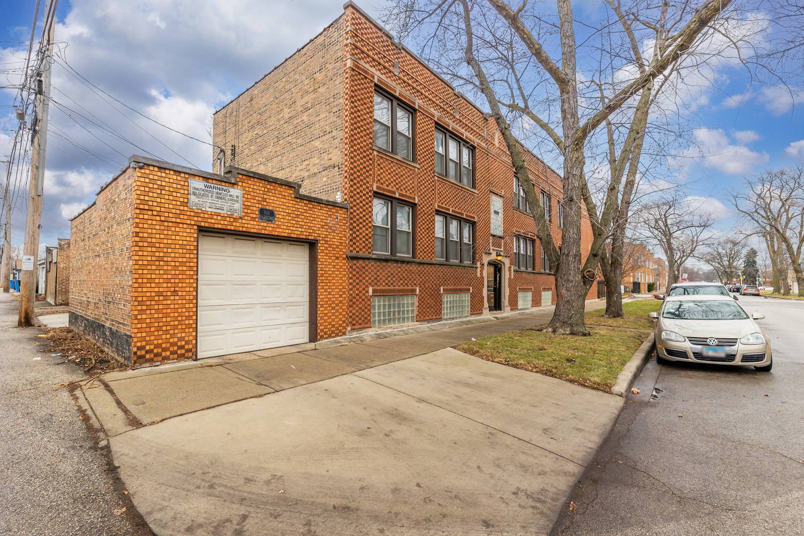 Chicago, IL 60629,2506 W 68th Street #1