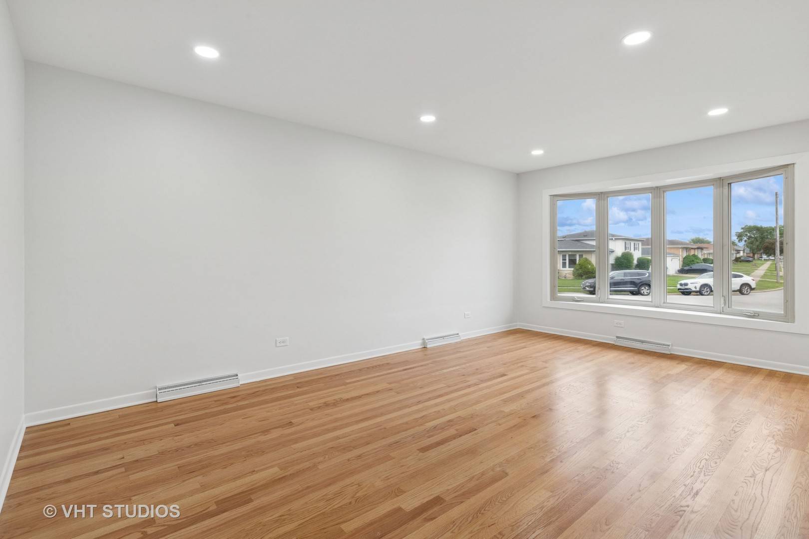 Schiller Park, IL 60176,3838 Emerson Drive