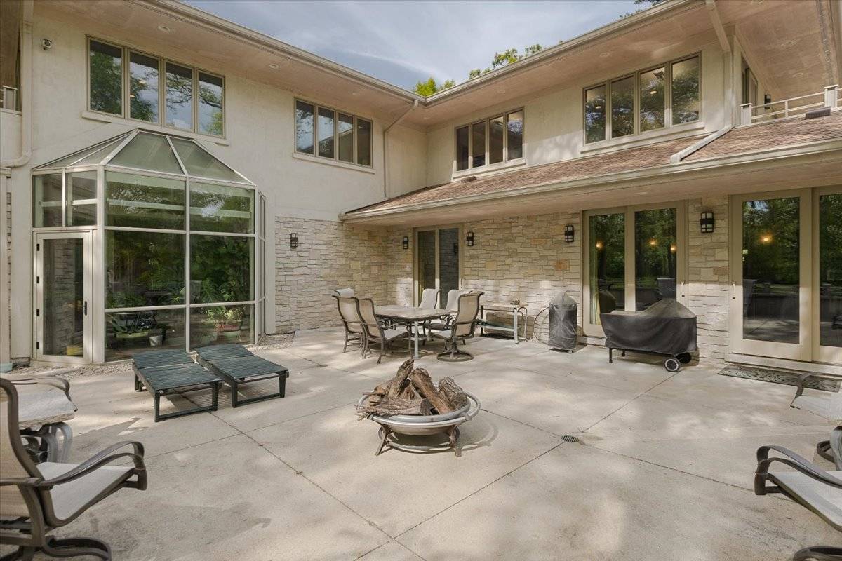 Highland Park, IL 60035,3464 Old Mill Road