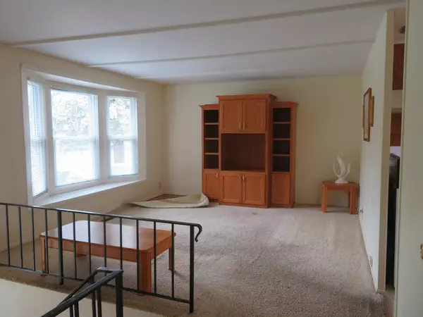 Morris, IL 60450,321 Maple Drive