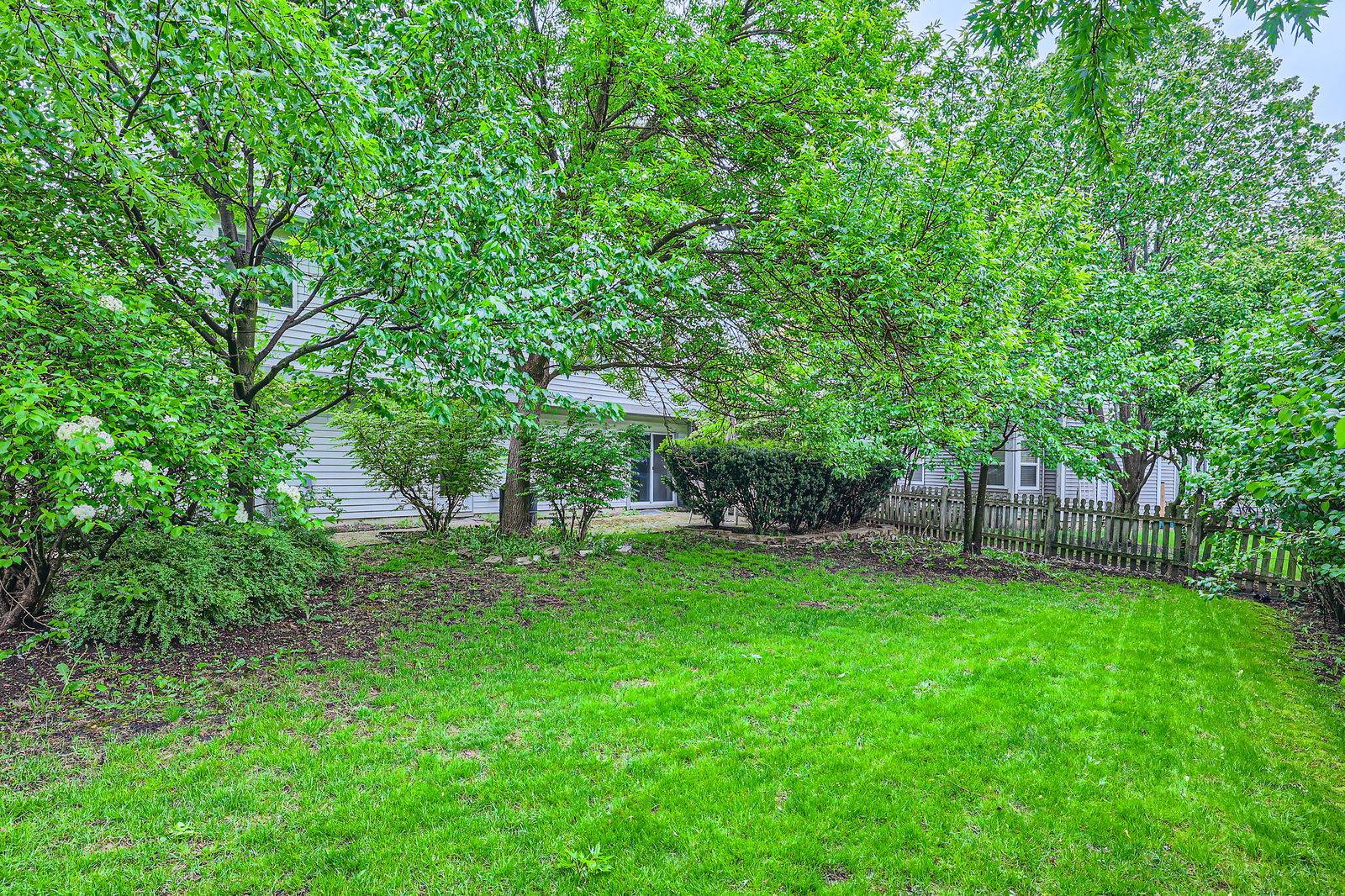 Grayslake, IL 60030,1410 Leeward Court