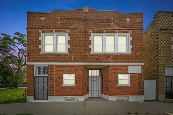 Chicago, IL 60628,10807 S Wentworth Avenue