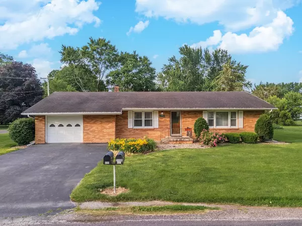 410 E Fifer Street, Colfax, IL 61728
