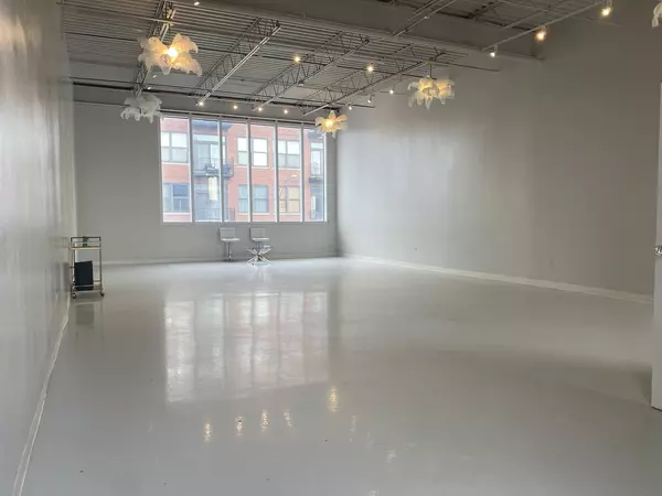 Chicago, IL 60616,2252 S Archer Avenue #207
