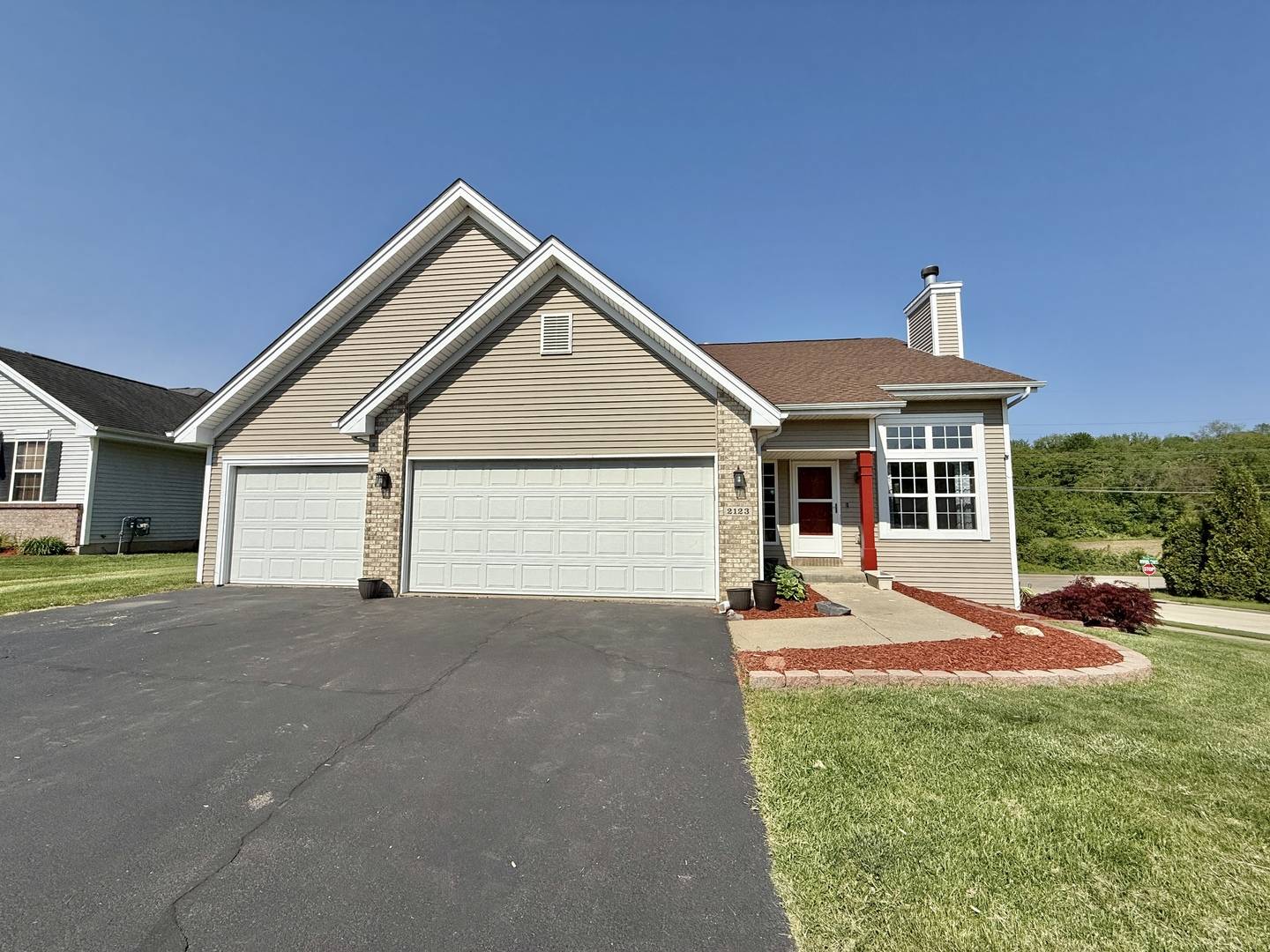 Rockford, IL 61102,2123 Maxine Lane