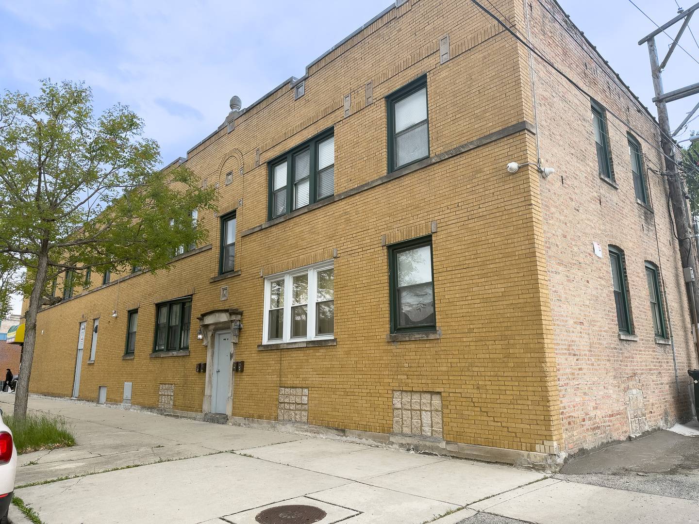 1204 N Lavergne Avenue #2ND, Chicago, IL 60651