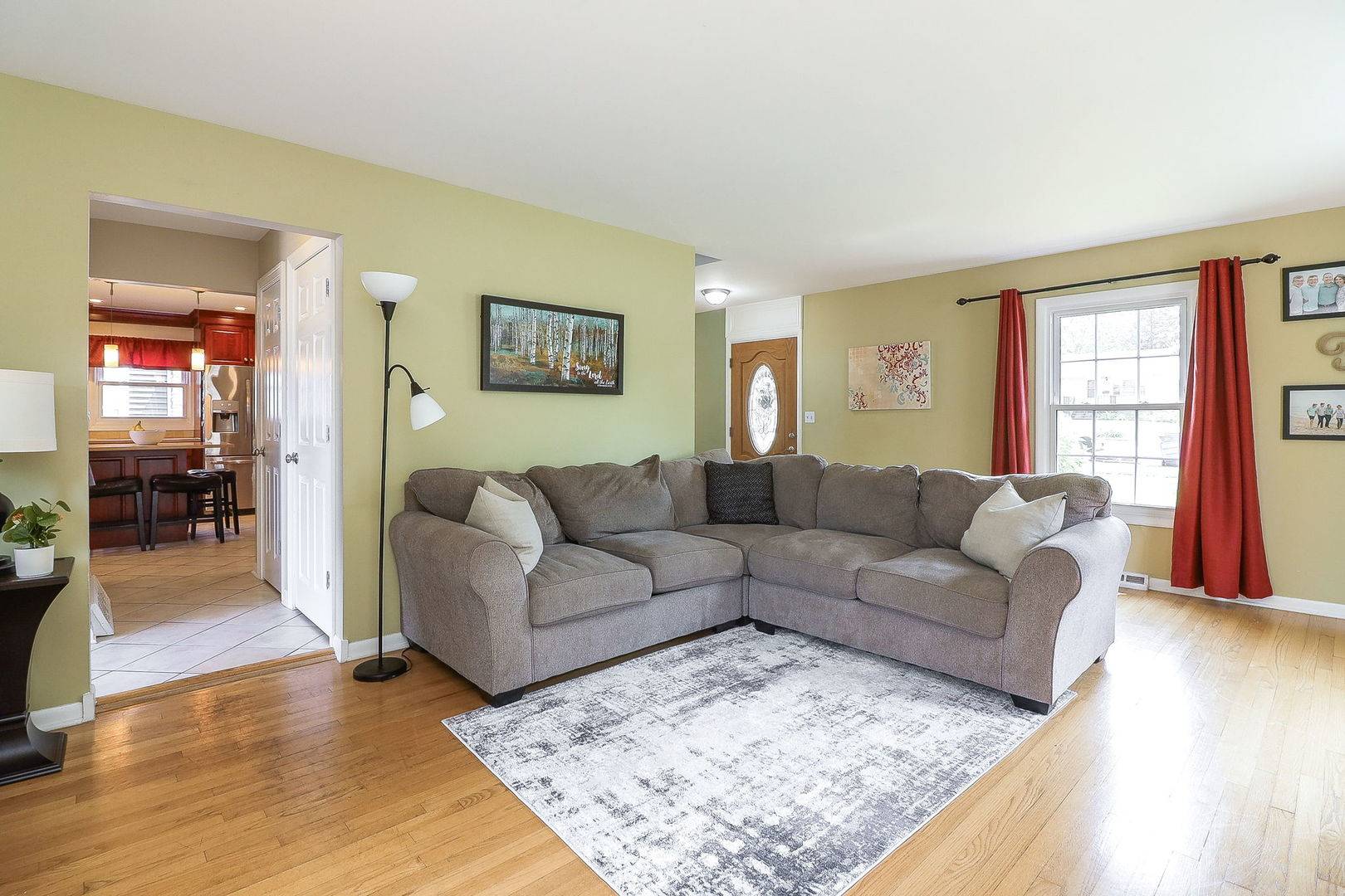 Wheaton, IL 60187,612 Aurora Way