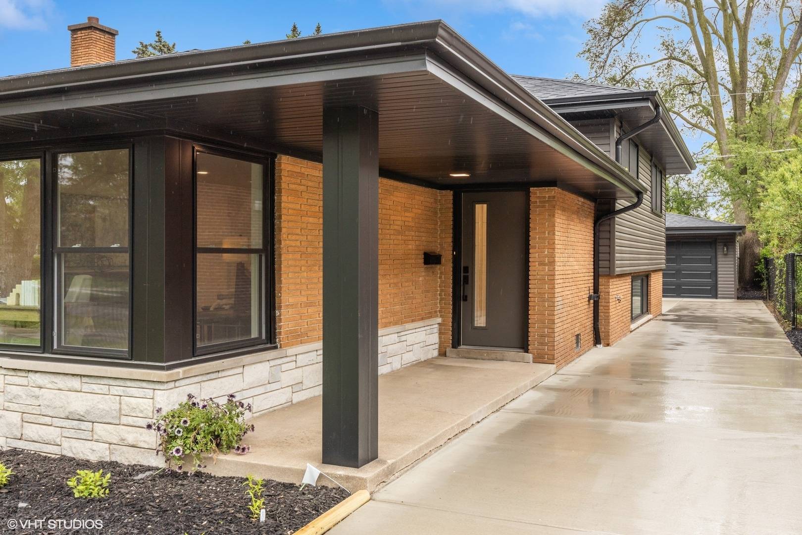 Westchester, IL 60154,1821 Kensington Avenue