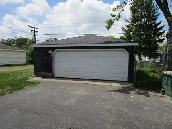 Elmhurst, IL 60126,786 N Van Auken Street