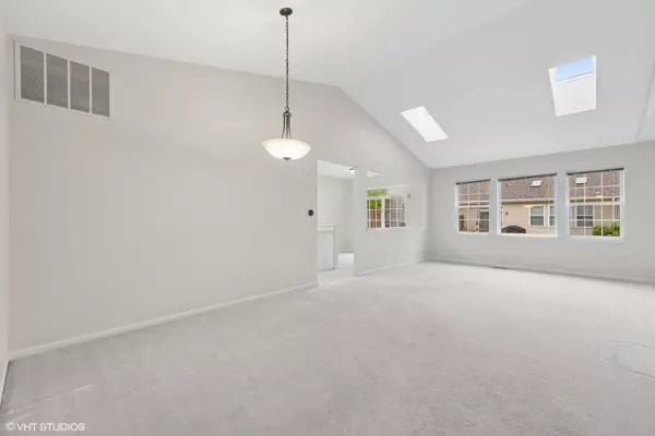 Crest Hill, IL 60403,21523 Wolf Lake Way #0